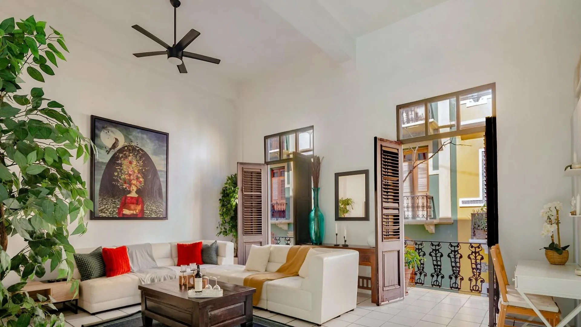 Old San Juan Penthouse Historicヴィラ
